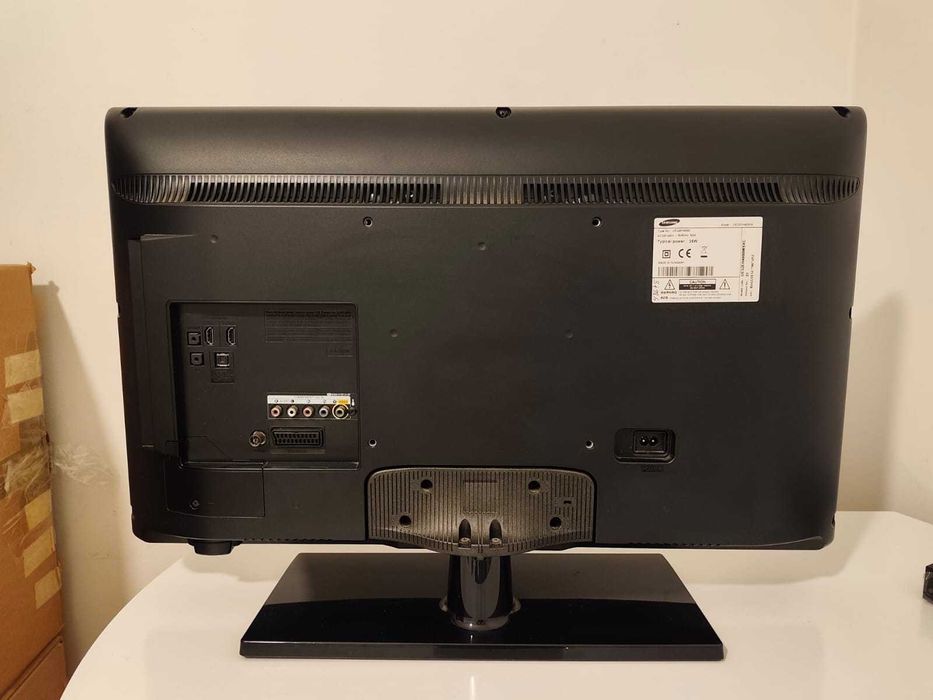 TV Samsung 32” UE32EH4000 – Funcional