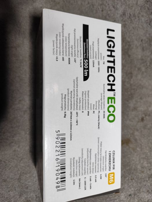 Lampa zewnętrzna LED czujnik ruchu i zmierzchu