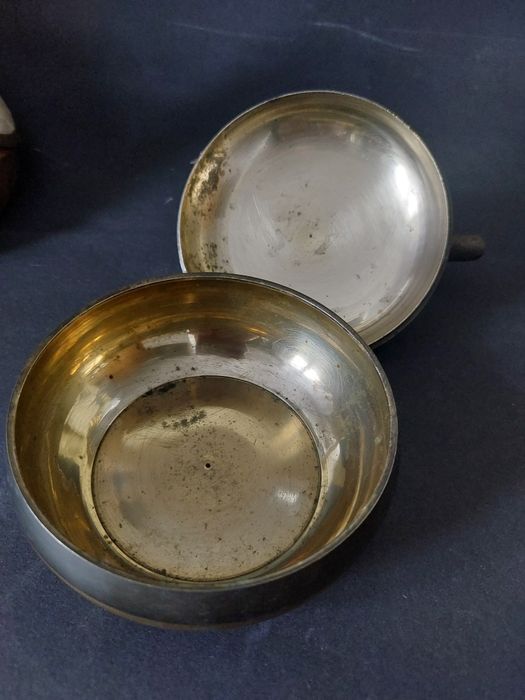 Mosiezna szkatułka kaczka