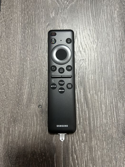 Оригінальний пульт Samsung BN59-01432J/BN59-01480K з сонячною панелю.