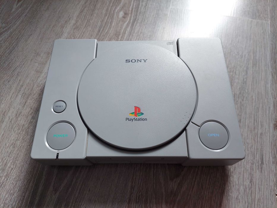 Konsola Sony Playstation 1 (SCPH-1002)