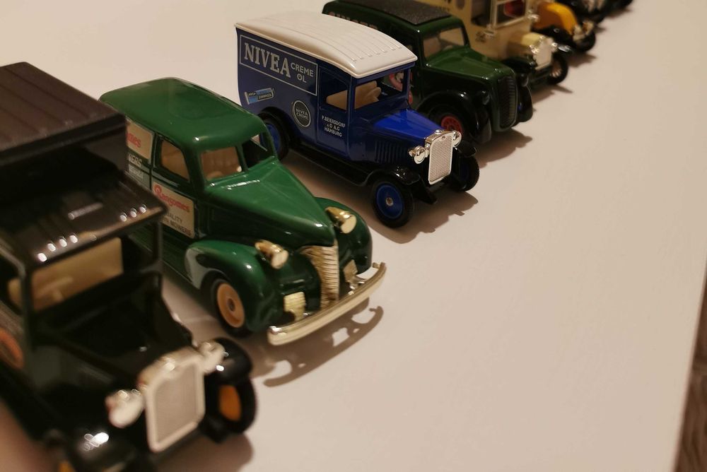 Coleção completa NOVA Carros miniaturas "História sobre rodas"