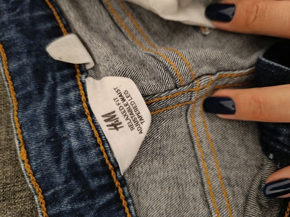 Джинси на підлітка