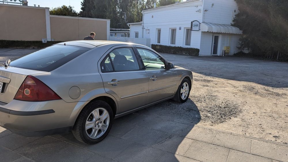 Ford Mondeo