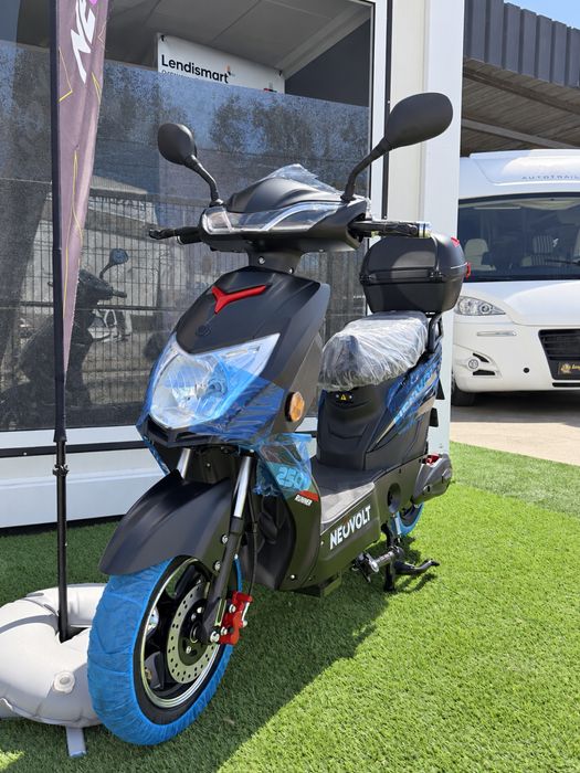 Scooter Elétrica NEOVOLT RUNNER 60V 250W (0.25kW) RUNNER (Chumbo) – RED