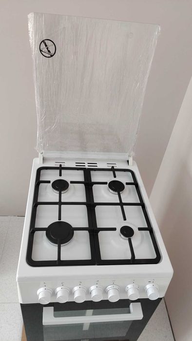 Кухонна плита комбінована BEKO FSET52130GW