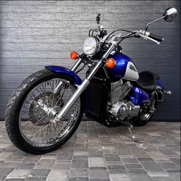 Продам мотоцикл Honda Shadow 400 (0289)