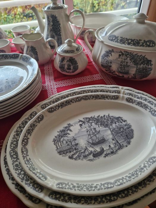 Serviço completo Vintage (12 pessoas) - Fabrica da Loiça de Sacavém
