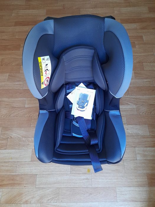 Cadeira de segurança para bebé.