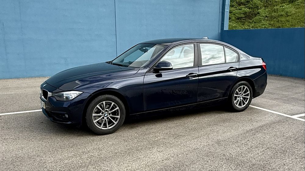 BMW 320i (F30) - Nacional - 85 mil km