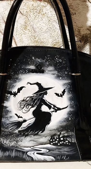 Роспись одежды красками для ткани