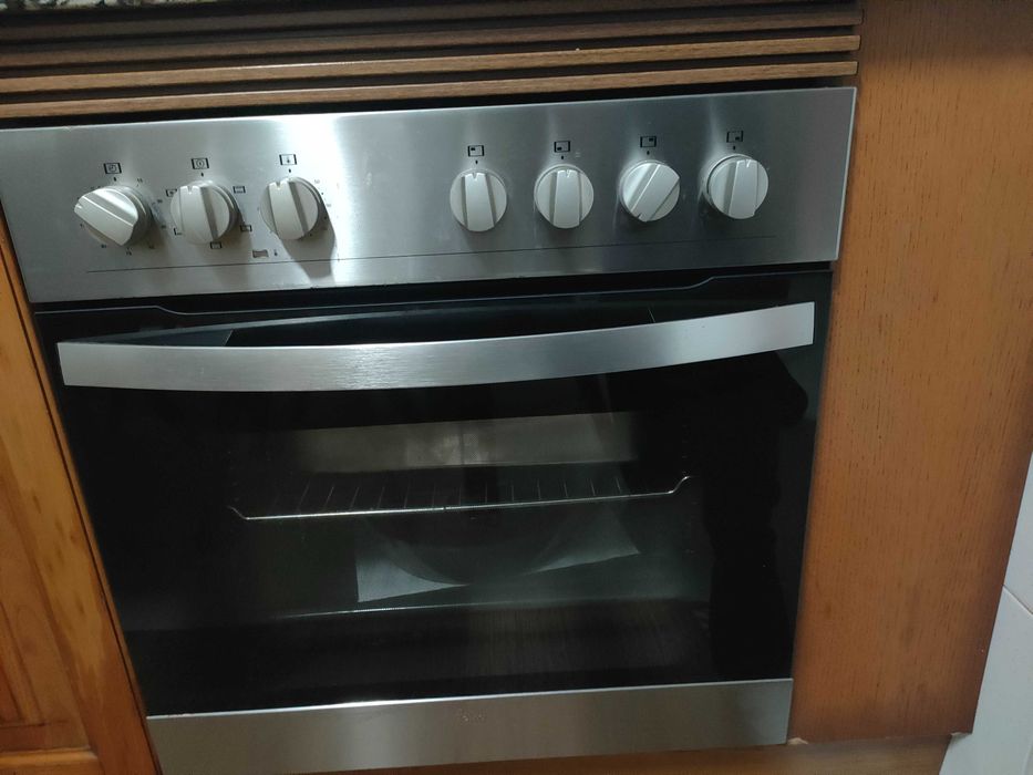 Forno + Placa a Gás TEKA