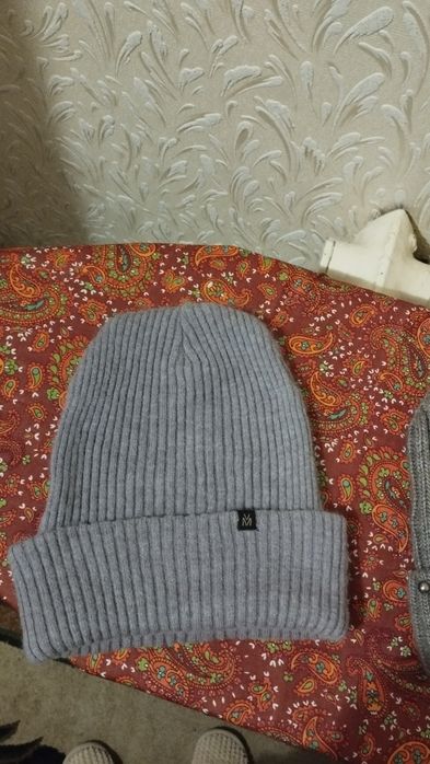 Зимова жіноча шапка ангорка без флісу.Жіноча шапка тепла.