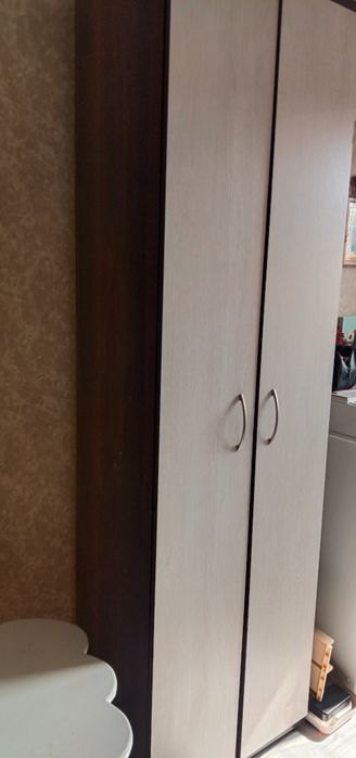 Шкаф в прихожую .