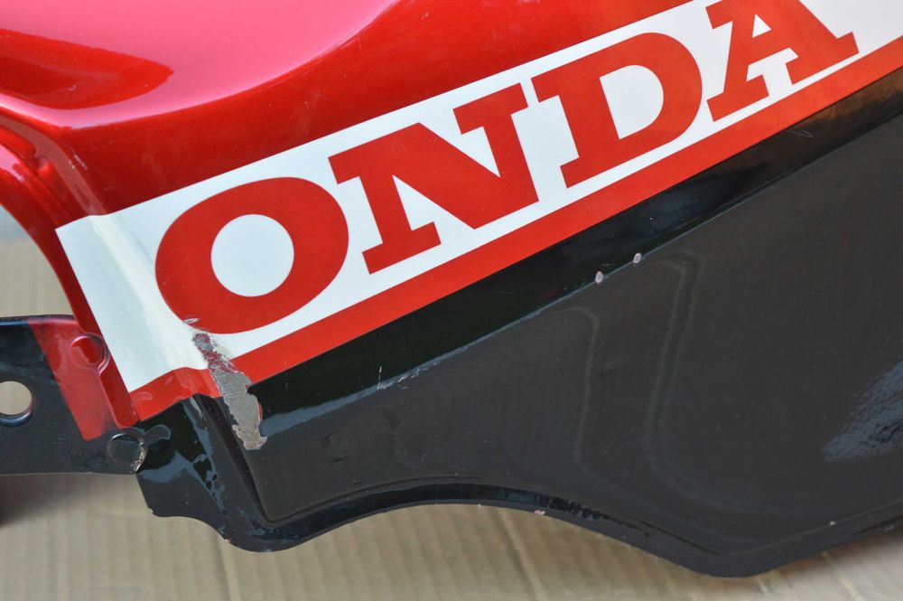 Honda VF 1000 f ZBIORNIK paliwa bak / bez korozji