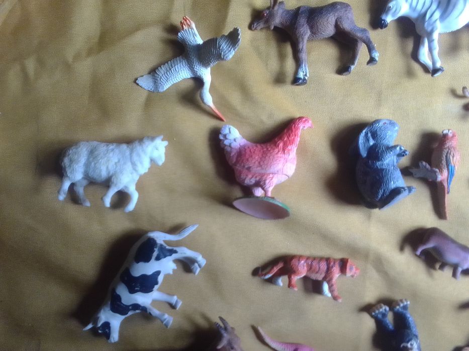 Animal Figurines from €0.50 to €164585610030593124