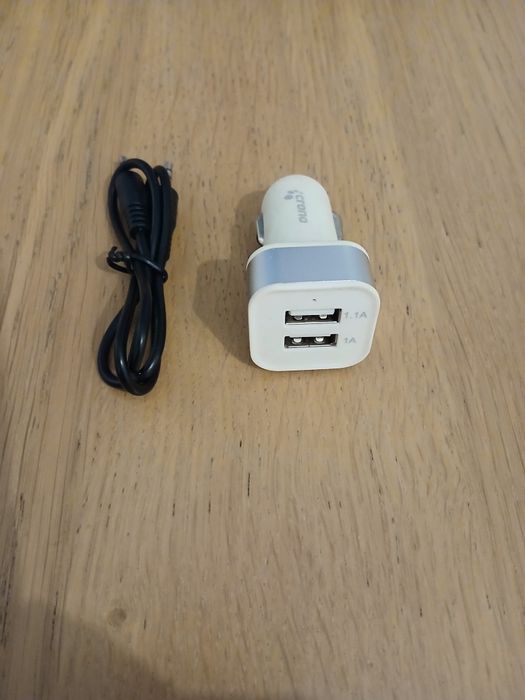 Ładowarka samochodowa 2xUSB Jack 3.5mm