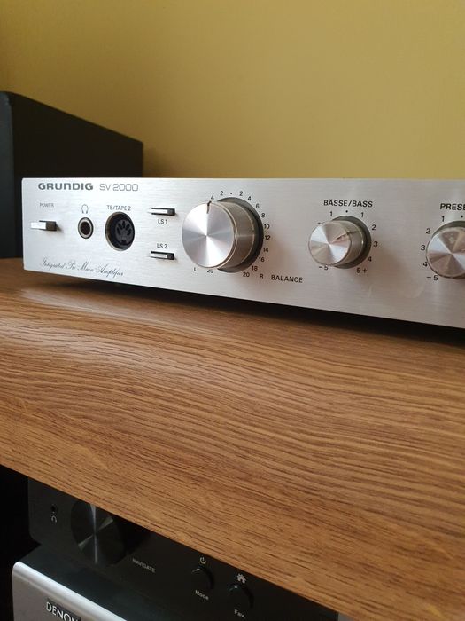 Wzmacniacz grundig SV 2000