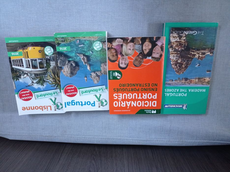 Lot de livros  com novos