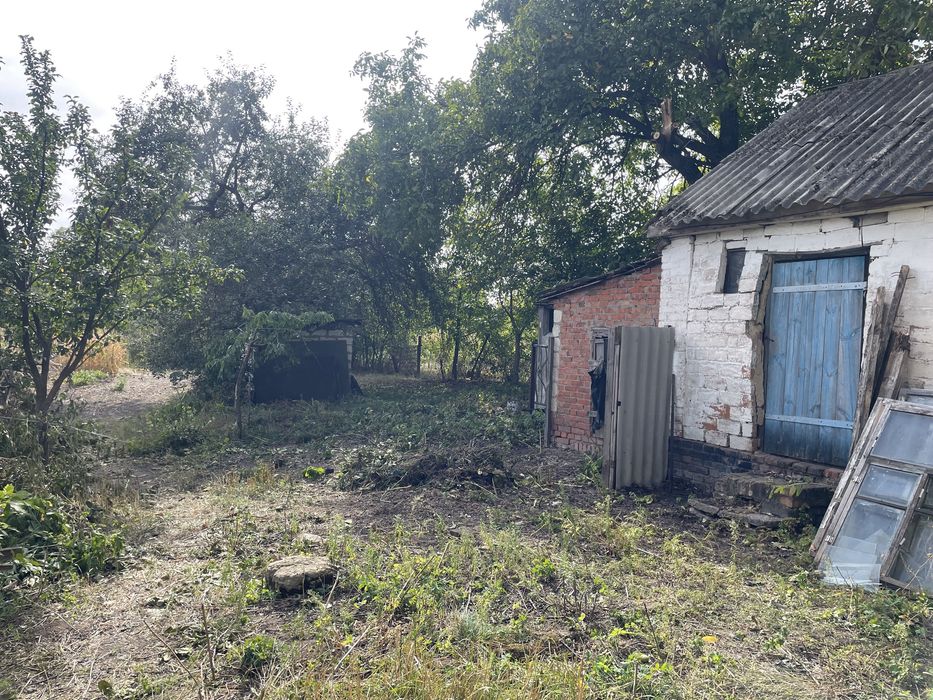 Продам будинок по вулиці Тиріна