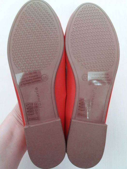 Мокасины кожаные красные tamaris