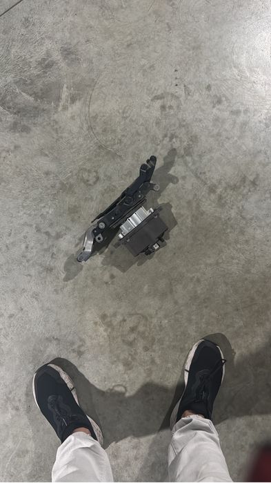 Dobradicas de capot bmw F11