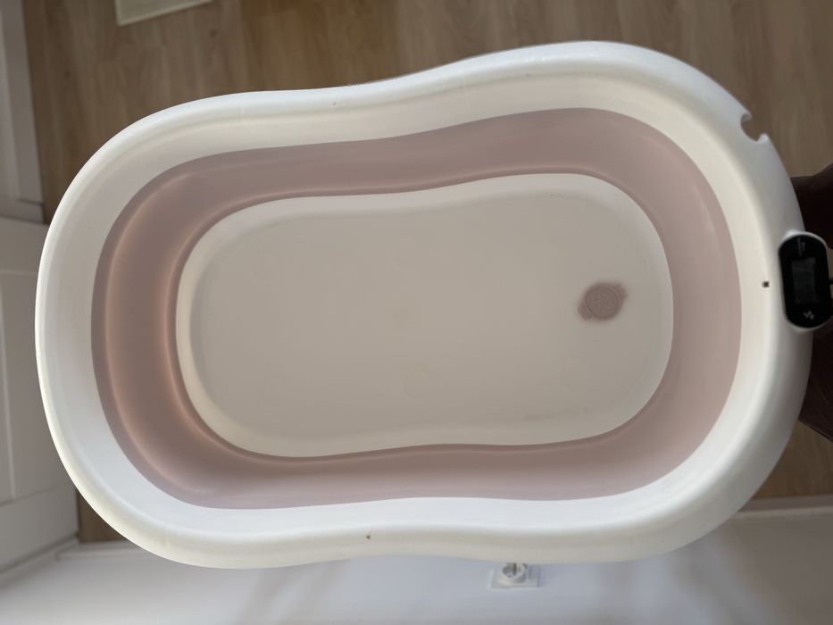 Skladana wanienka ze stelażem