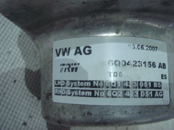 Bomba de direção VOLKSWAGEN Polo (9N)