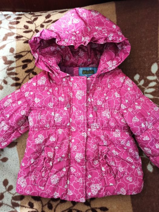 Продам весняну куртку на дівчинку