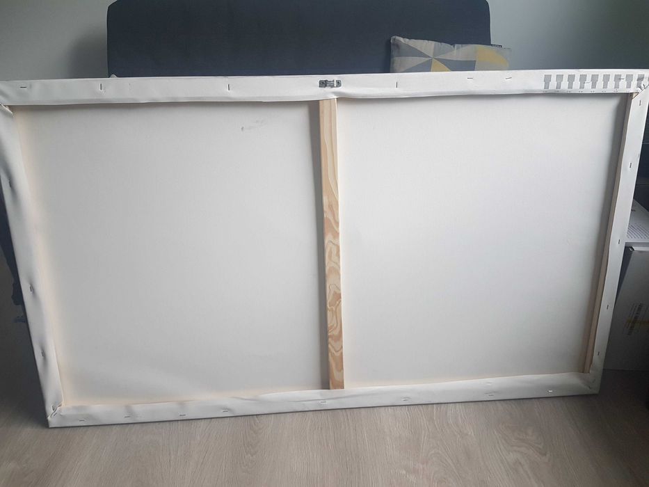 Obraz nadruk na płótnie Leżąca dziewczyna