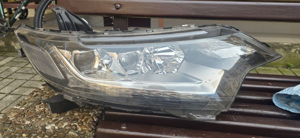Фара левая Mitsubishi Outlender lll европеец