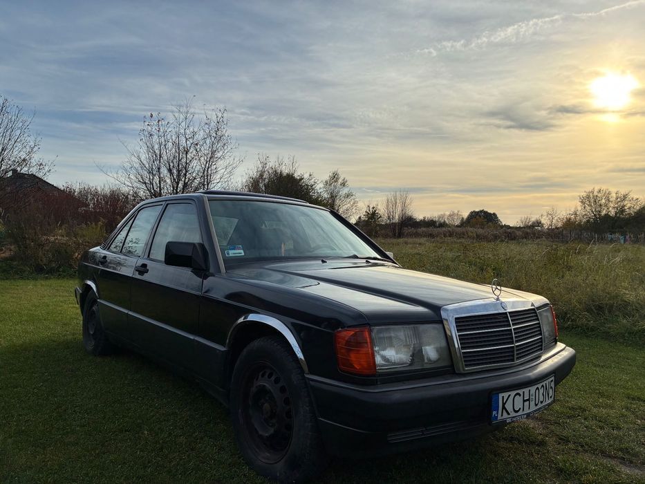 Mercedes-Benz Seria 190
