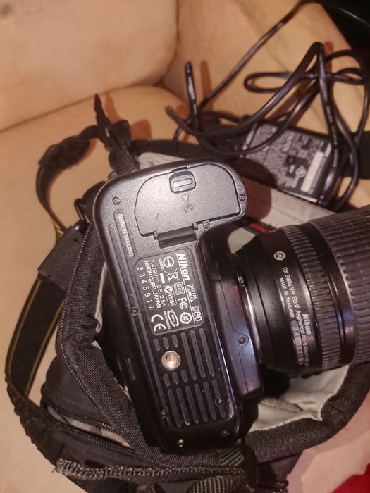 Nikon D- 80 цифровий дзеркальний фотоапарат