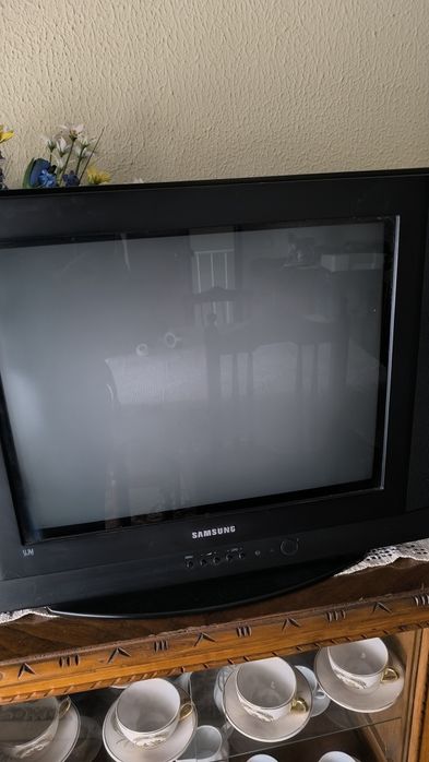 Samsung Slim TV!