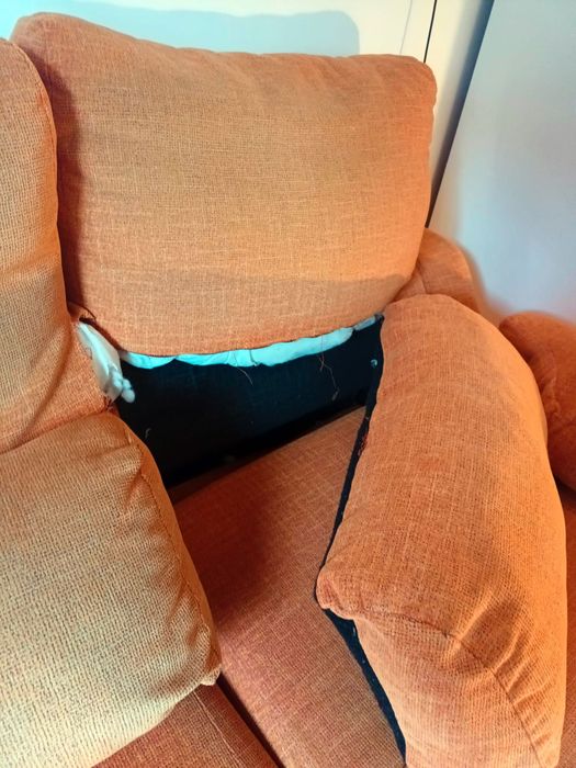 VENDO SOFÁ CAMA LARANJA 3 lugares