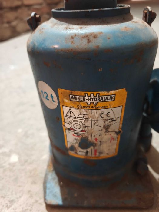 Lewarek hydrauliczny