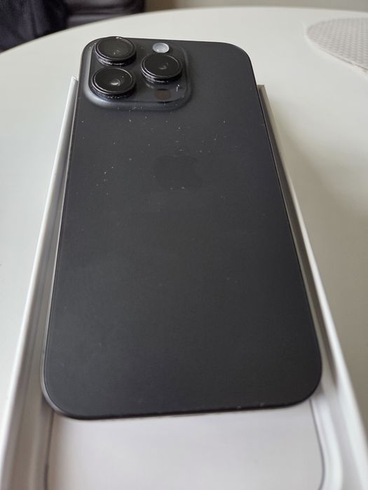 Iphone 15 pro,  89% baterii , faktura vat