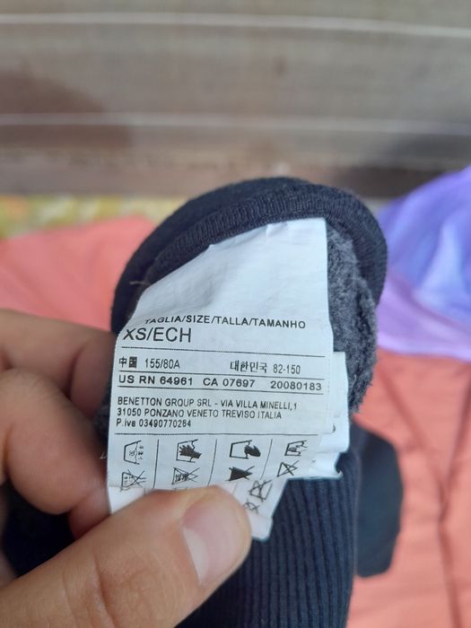 Czarna bluzeczka przód błyszcząca Rozmiar z metki XS