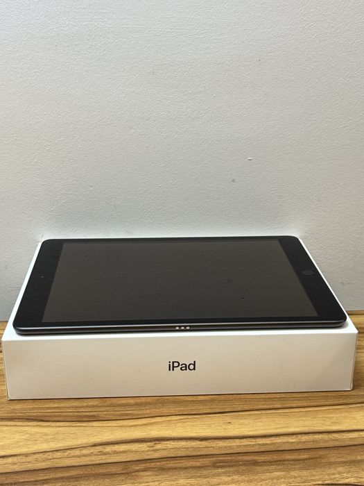 Apple iPad 8th gen 32gb Space Grey