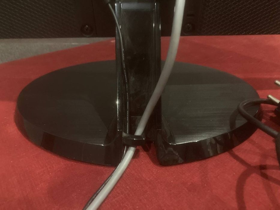 Б/в монітор LG 22M38A-B • 21,5″ Full HD • VGA • Хороший стан