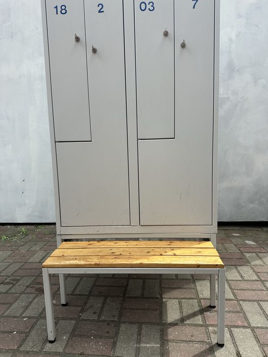 Sprzedam szafki ubraniowe BHP robotnicze.