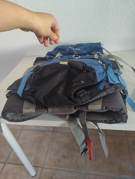 Mochila Forclaz 50, shock absorver