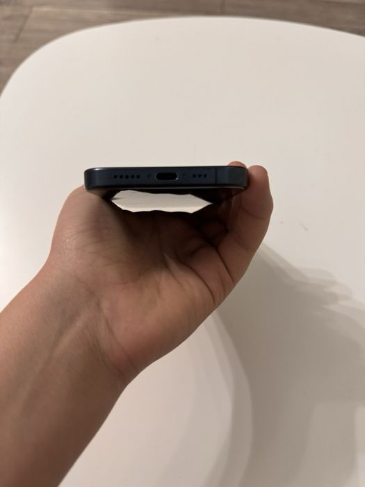 iPhone 15 pro 128 gb