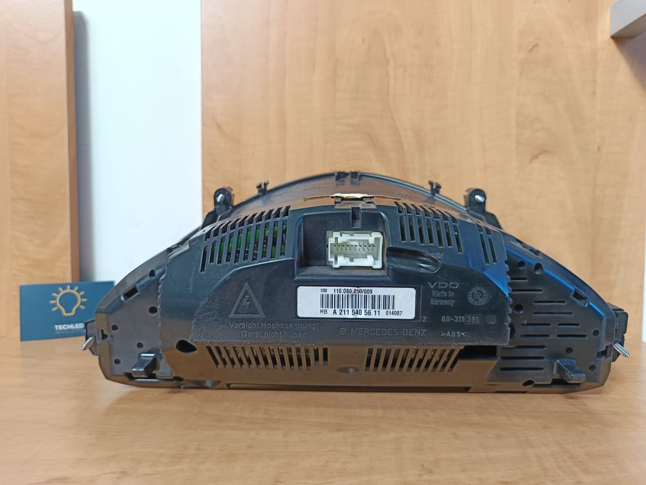 Painel Instrumentos Mercedes W211