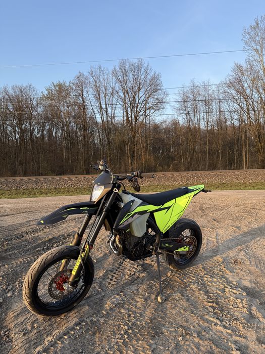 KTM