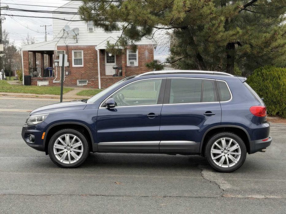 Volkswagen Tiguan 2.0      2014