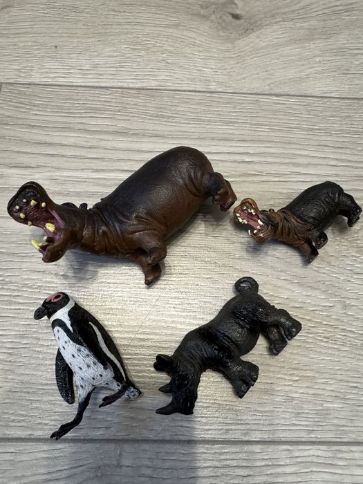 Zwierzęta zoo figurki Hipopotam pingwin nosorozec