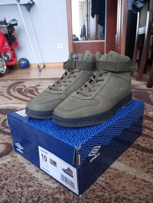 Buty  snakeakers Umbro Grand Mid r.44