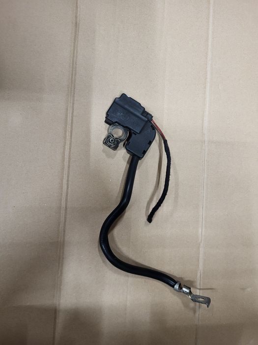 Klema minusowa bmw x5 x5m e70 x6 x6m e71