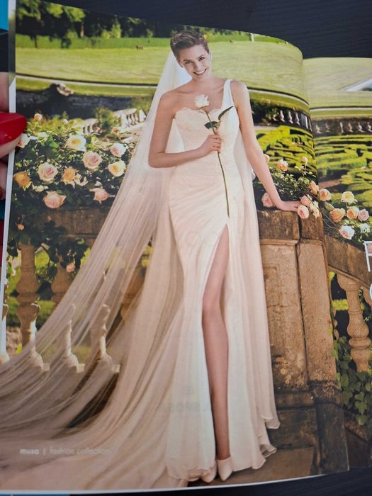 Vestido Noiva bestseller La Sposa 2013